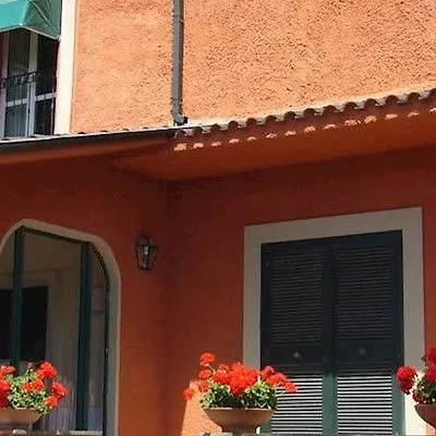 Szálloda La Rocchetta