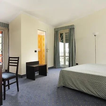 Hotel La Rocchetta 3*