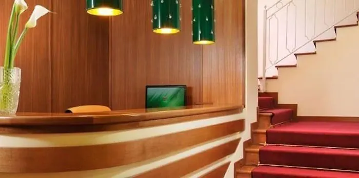 Hotel La Rocchetta 3*